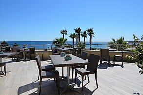 Aregai Marina Hotel & Residence