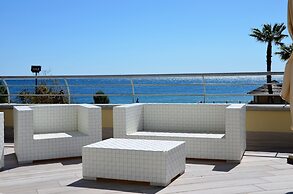 Aregai Marina Hotel & Residence