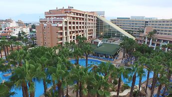 Playacapricho Hotel