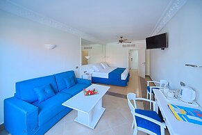 Playacapricho Hotel