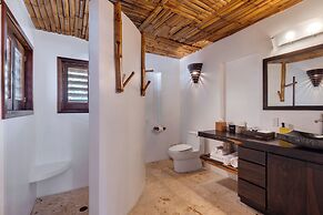 Matachica Resort & Spa - Adults Only