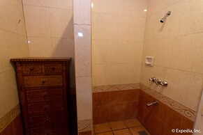 Crown Regency Residences - Cebu