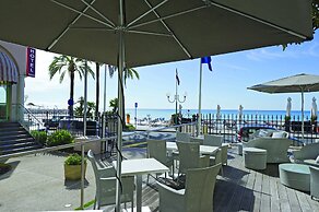 Hôtel Vacances Bleues Le Balmoral
