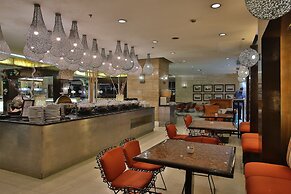 Crown Regency Hotel and Towers