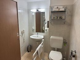 Famulus Hotel