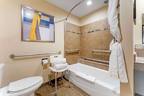 Comfort Suites Monaca