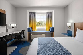 Microtel Inn & Suites by Wyndham Houma