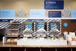 Holiday Inn Express Hotel & Suites Edson by IHG