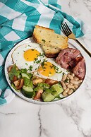 The Beverly Hills Bali a Luxury Villas & Spa