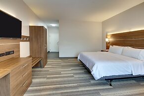 Holiday Inn Express & Suites Laurel by IHG