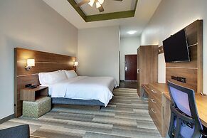 Holiday Inn Express & Suites Laurel by IHG