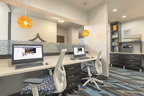 Hampton Inn & Suites Herndon-Reston