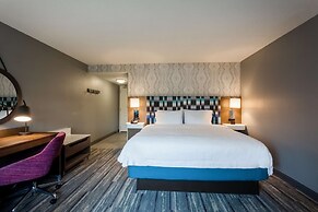 Hampton Inn & Suites Herndon-Reston