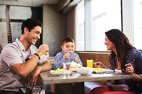 Springhill Suites by Marriott Chicago Downtown/ River North