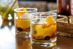 Springhill Suites by Marriott Chicago Downtown/ River North