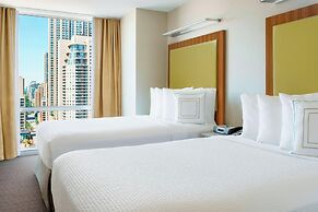 Springhill Suites by Marriott Chicago Downtown/ River North