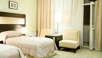 Business Hotel Senator