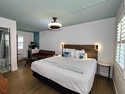 Tahitian Beach Resort