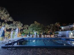 Tahitian Beach Resort