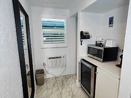 Tahitian Beach Resort