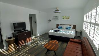 Tahitian Beach Resort