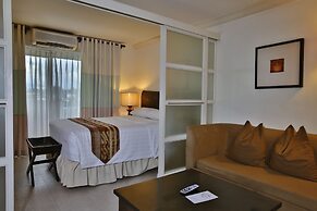 Crown Regency Suites & Residences - Mactan