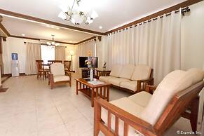 Crown Regency Suites & Residences - Mactan