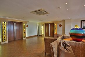 Crown Regency Suites & Residences - Mactan