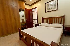 Crown Regency Suites & Residences - Mactan