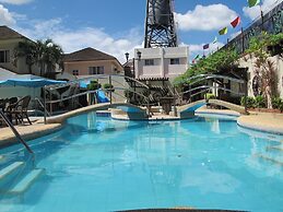 Crown Regency Suites & Residences - Mactan