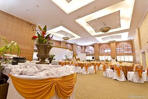 Crown Regency Suites & Residences - Mactan