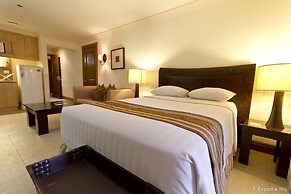 Crown Regency Suites & Residences - Mactan