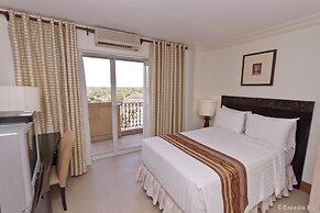 Crown Regency Suites & Residences - Mactan