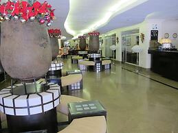 Crown Regency Suites & Residences - Mactan