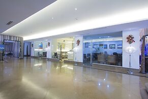 Crown Regency Suites & Residences - Mactan