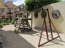 Crown Regency Suites & Residences - Mactan