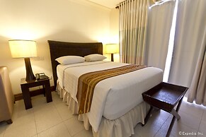 Crown Regency Suites & Residences - Mactan