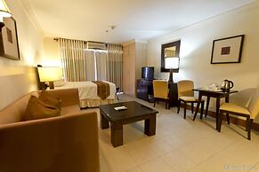 Crown Regency Suites & Residences - Mactan