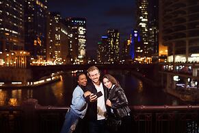 Residence Inn by Marriott Chicago Downtown / River North