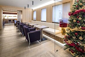 Lajadira Hotel & Spa