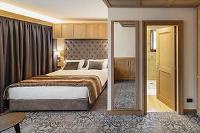 Lajadira Hotel & Spa