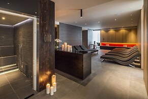 Lajadira Hotel & Spa