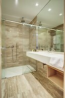 Lajadira Hotel & Spa