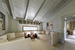 Lajadira Hotel & Spa