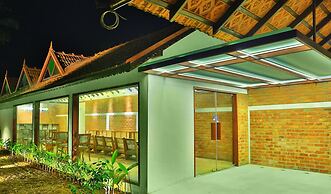 Estuary Sarovar Premiere , Poovar Island