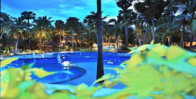 Estuary Sarovar Premiere , Poovar Island