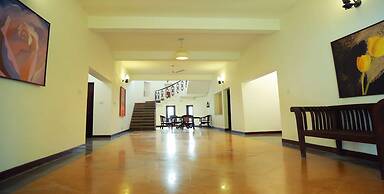 Estuary Sarovar Premiere , Poovar Island