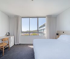 Oaks Nelson Bay Lure Suites