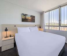 Oaks Nelson Bay Lure Suites