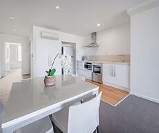 Oaks Nelson Bay Lure Suites